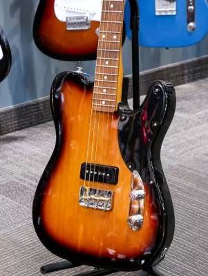 Fender - Noventa Telecaster, Pau Ferro Fingerboard - 2-Colour Sunburst